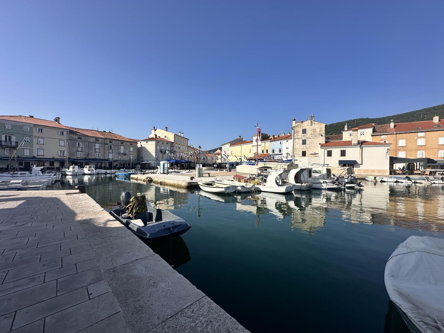 Cres old town harbour